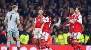 通过边锋和 通过边锋和